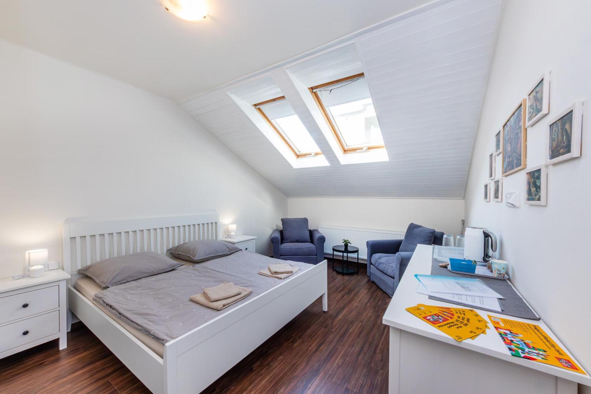 Prague Legends Pension ภายนอก รูปภาพ